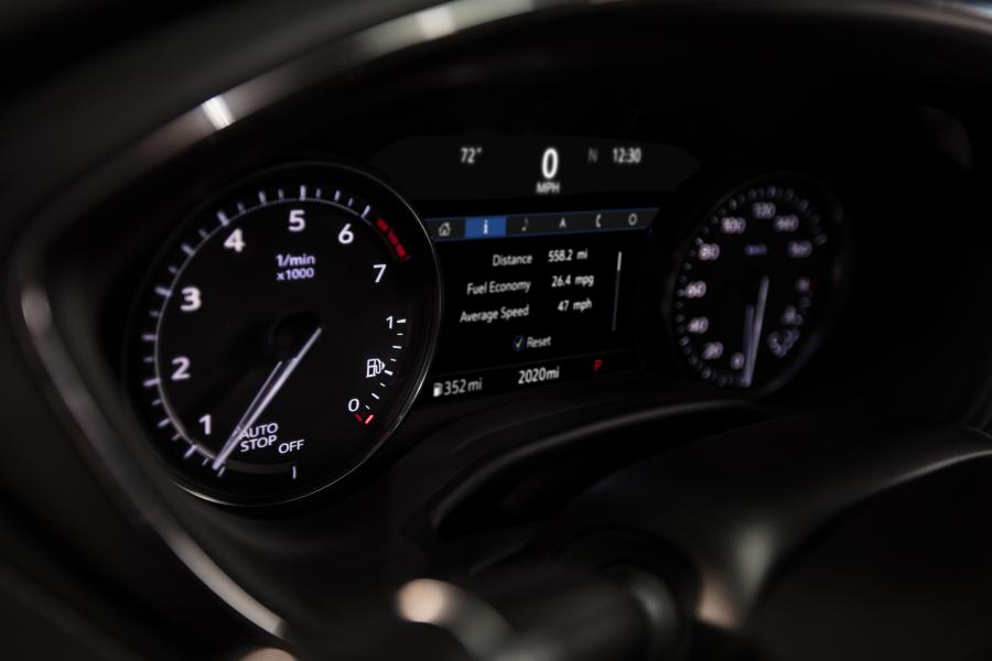 Панель приборов Cadillac CT5 Premium Luxury 2019 года  (фото 6 из 16)